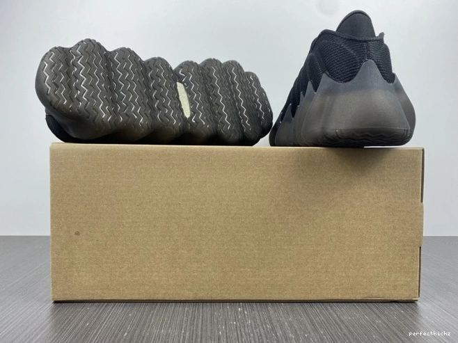 ADIDAS H68032 YEEZY 400 0714